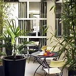 Отель Eiffel Seine 3*