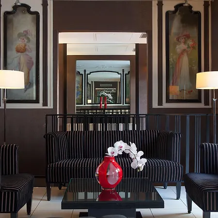 Eiffel Seine Paříž