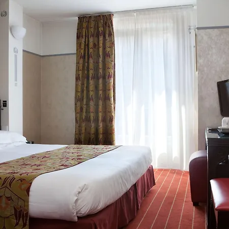 Eiffel Seine Hotel Paris