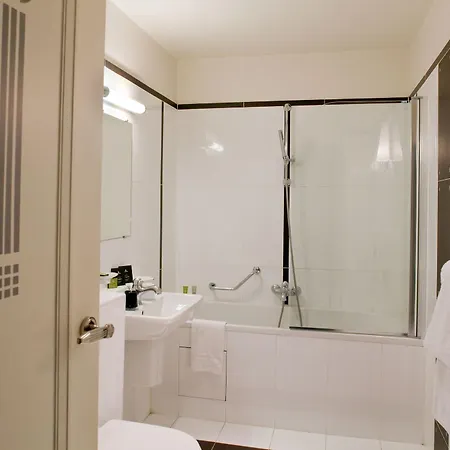 Hotel Eiffel Seine