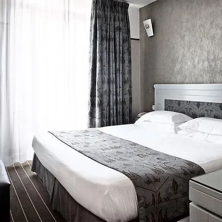 Eiffel Seine Hotel