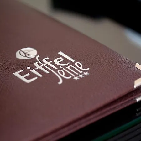Hotel Eiffel Seine 3*