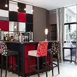 Hotel Eiffel Seine
