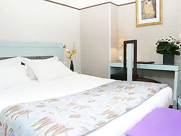 Eiffel Seine 3* Párizs