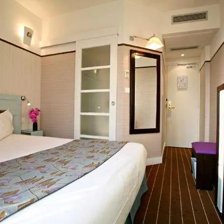 Eiffel Seine Párizs