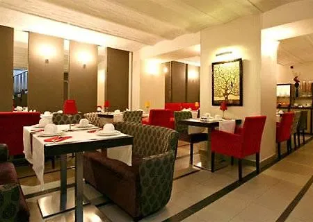 Eiffel Seine 3*