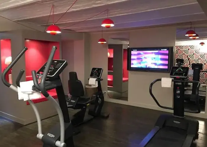 ホテル エッフェル セーヌ 3*