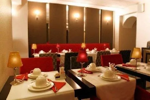 エッフェル セーヌ パリ